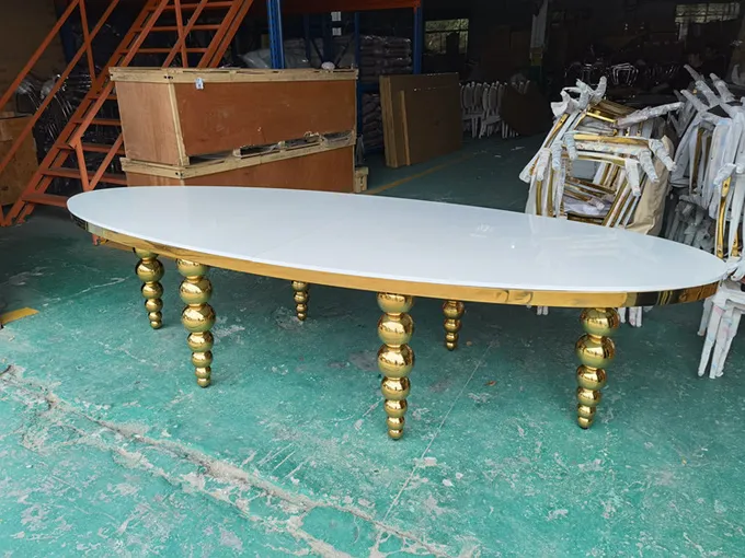 Oval MDF Wedding Banquet Tables Banquet Style Wedding Reception Tables Ss Gold Ball Legs 3