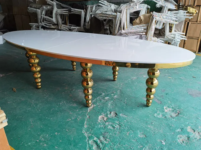 Oval MDF Wedding Banquet Tables Banquet Style Wedding Reception Tables Ss Gold Ball Legs 0